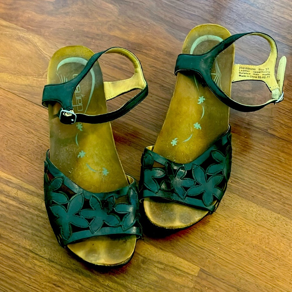Danilo Sandoval Clogs cuuuuute